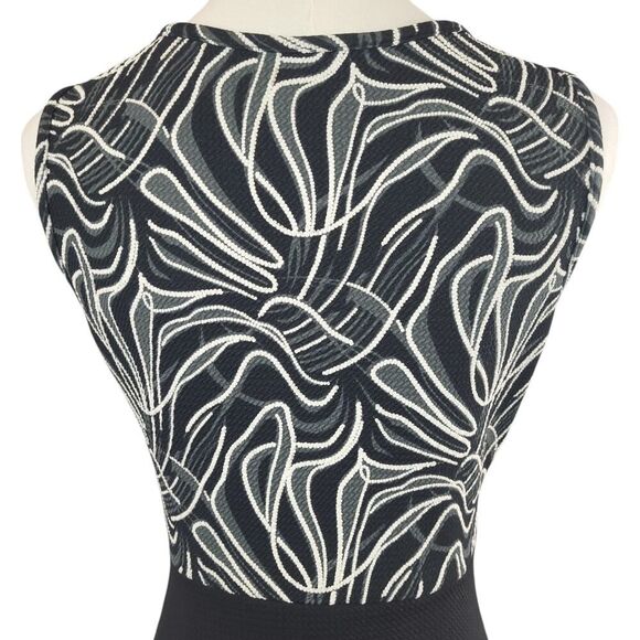 Papaya Medium Black Bodycon Dress V-Neck Lace Trim USA Black Gray White Print - Picture 13 of 16